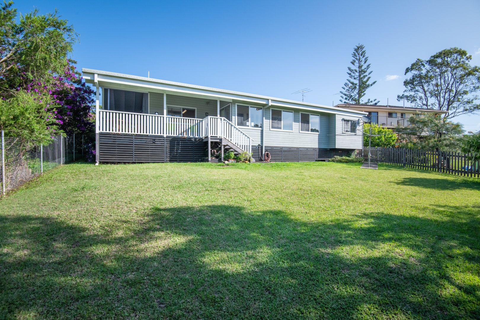 25 Sunset Avenue, Woolgoolga NSW 2456, Image 2