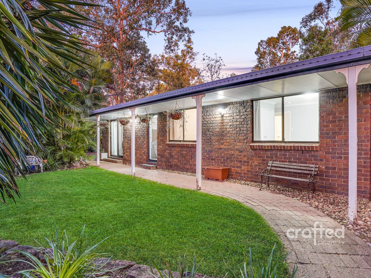 3 bedrooms House in 58 Begley Road GREENBANK QLD, 4124