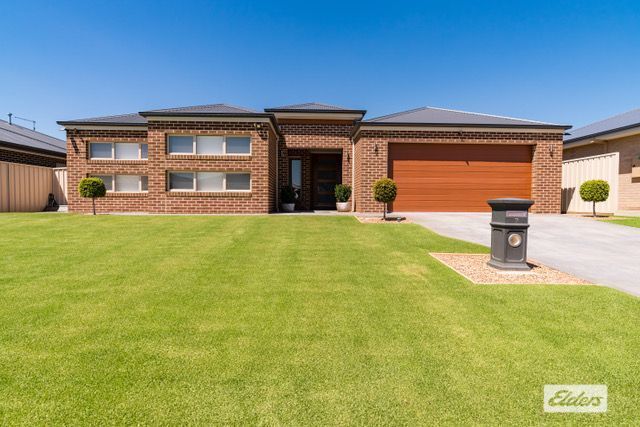 4 bedrooms House in 7 Cutler Crescent WODONGA VIC, 3690