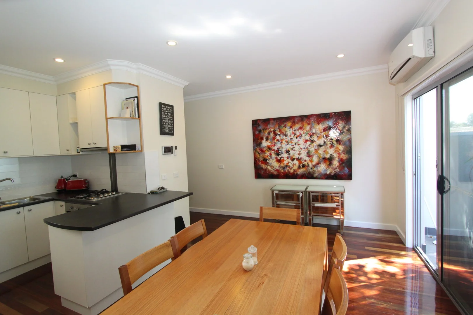 2/19 Follett Road, Cheltenham VIC 3192