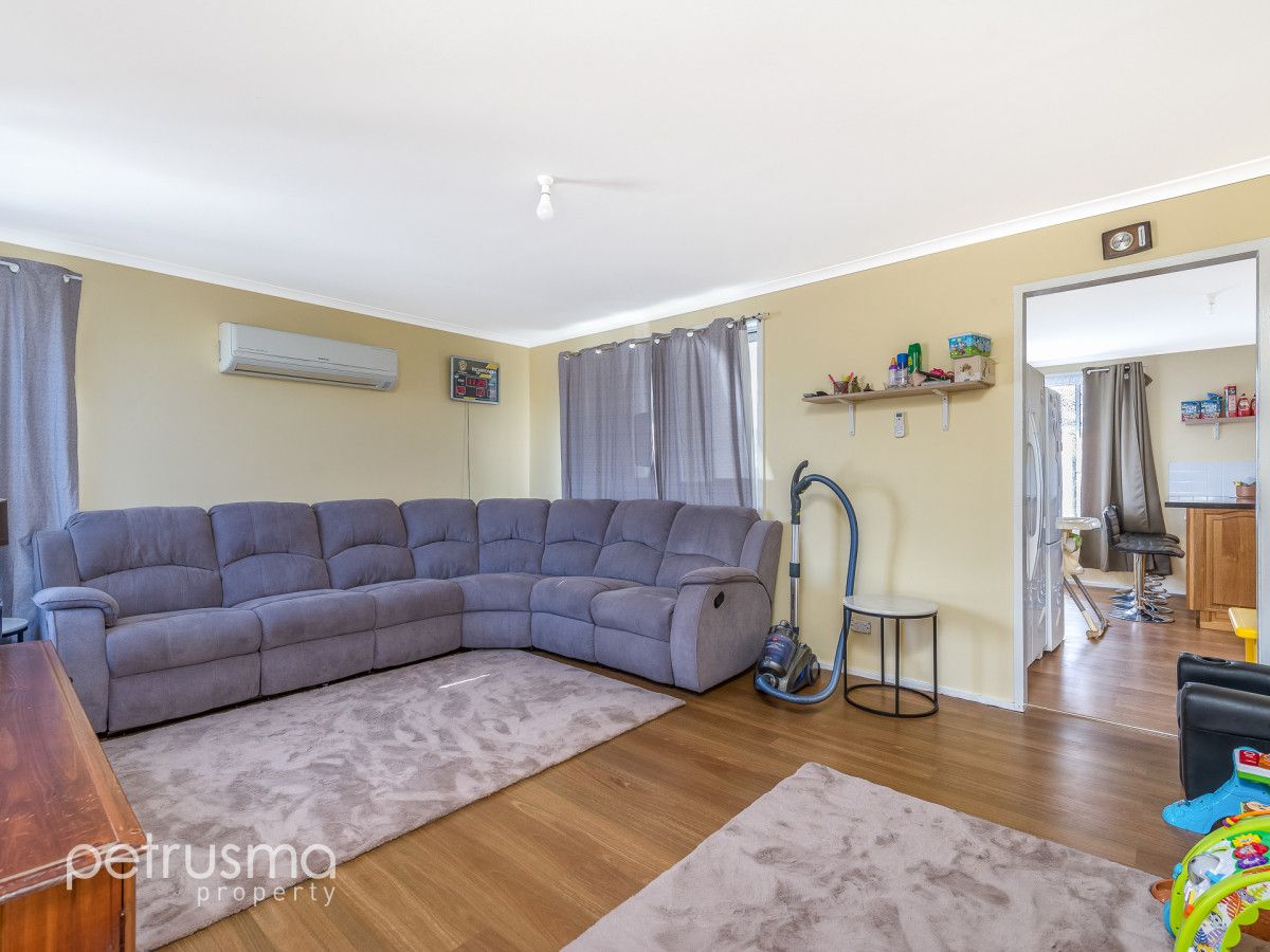 54 Fisher Drive, Herdsmans Cove TAS 7030, Image 2