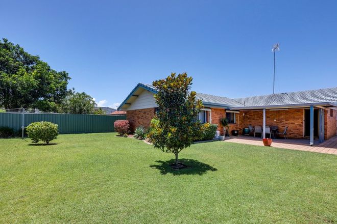 Picture of 126 Oceanic Drive, MERMAID WATERS QLD 4218