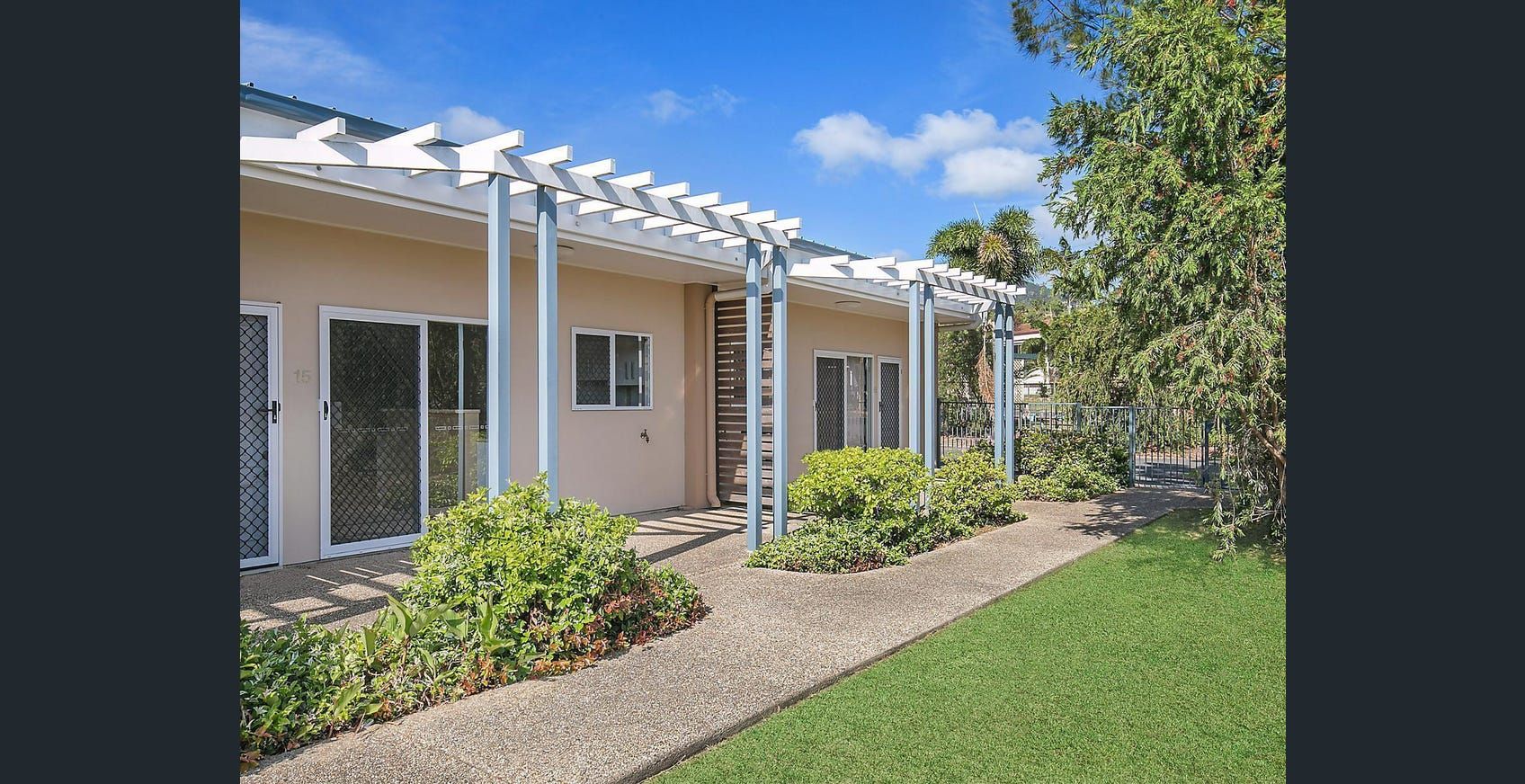 2 bedrooms Apartment / Unit / Flat in Unit 15/375-383 Duthie Av FRENCHVILLE QLD, 4701