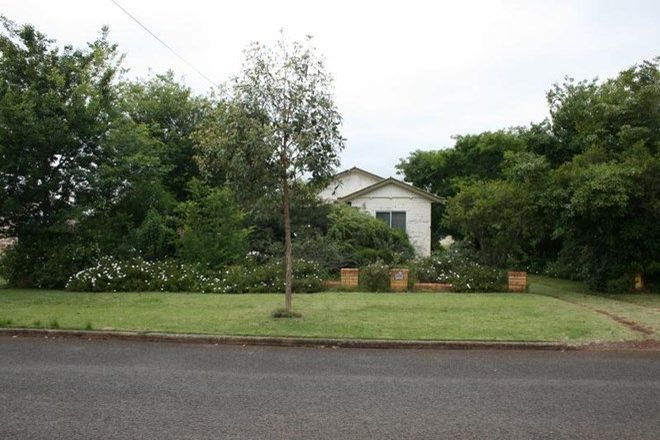 Picture of 14 Merritt Street, HARRISTOWN QLD 4350