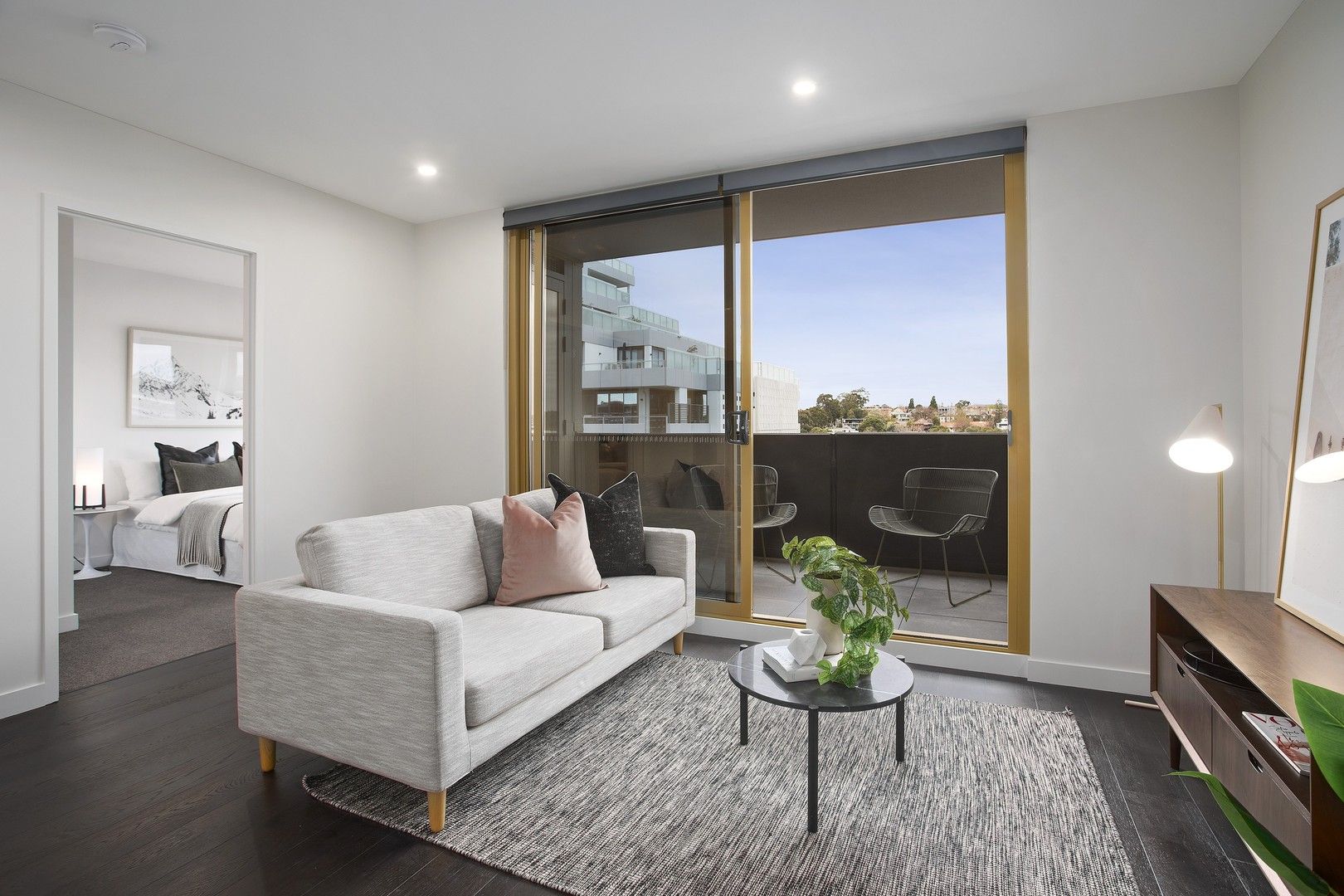2 bedrooms Apartment / Unit / Flat in 321/14 David Street RICHMOND VIC, 3121