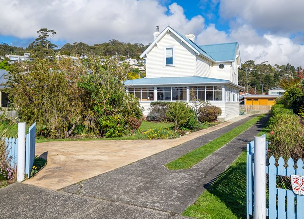 35 Osborne Esplanade, Kingston Beach TAS 7050