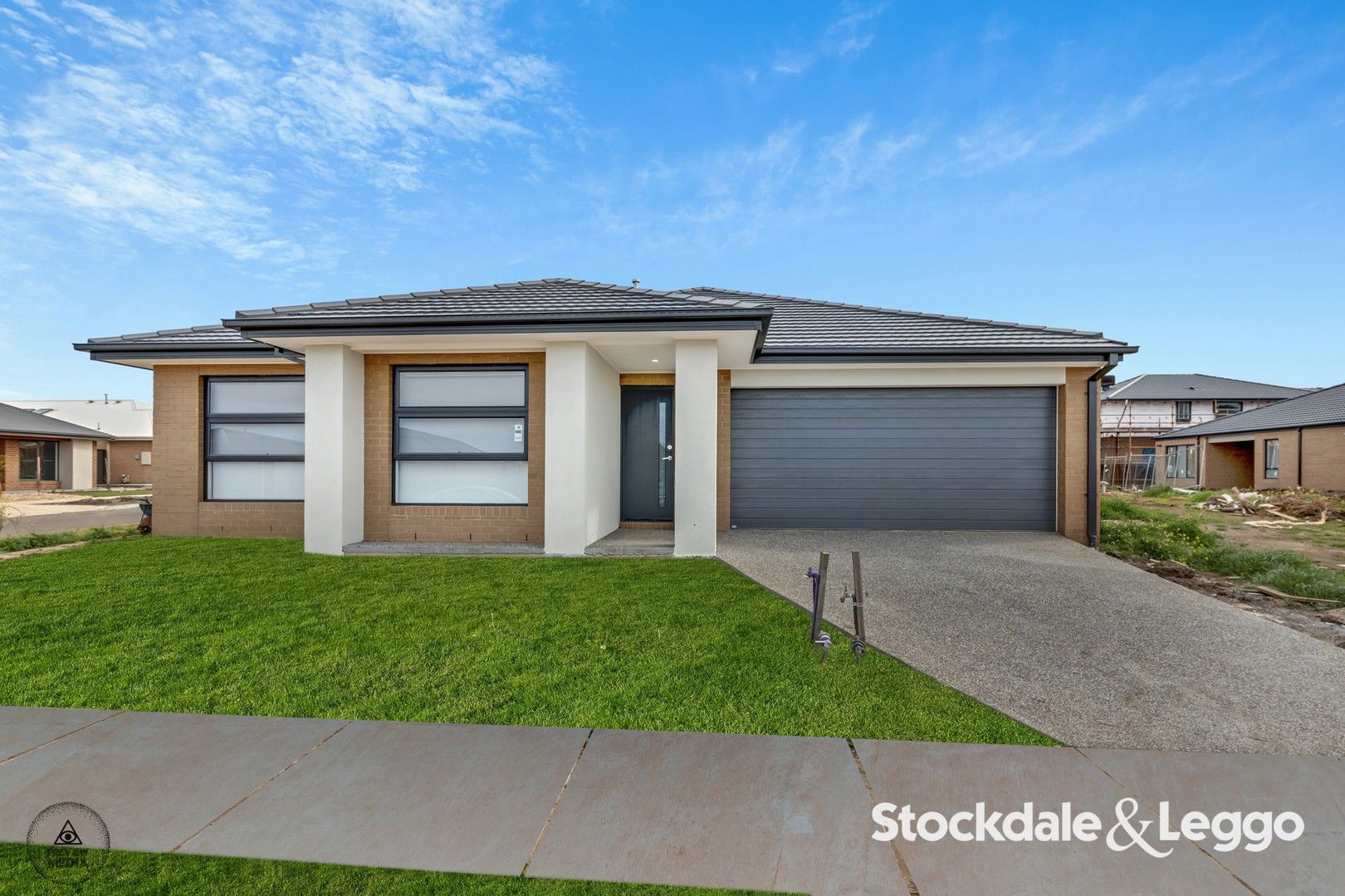 4 bedrooms House in 8 Iconic Drive TARNEIT VIC, 3029