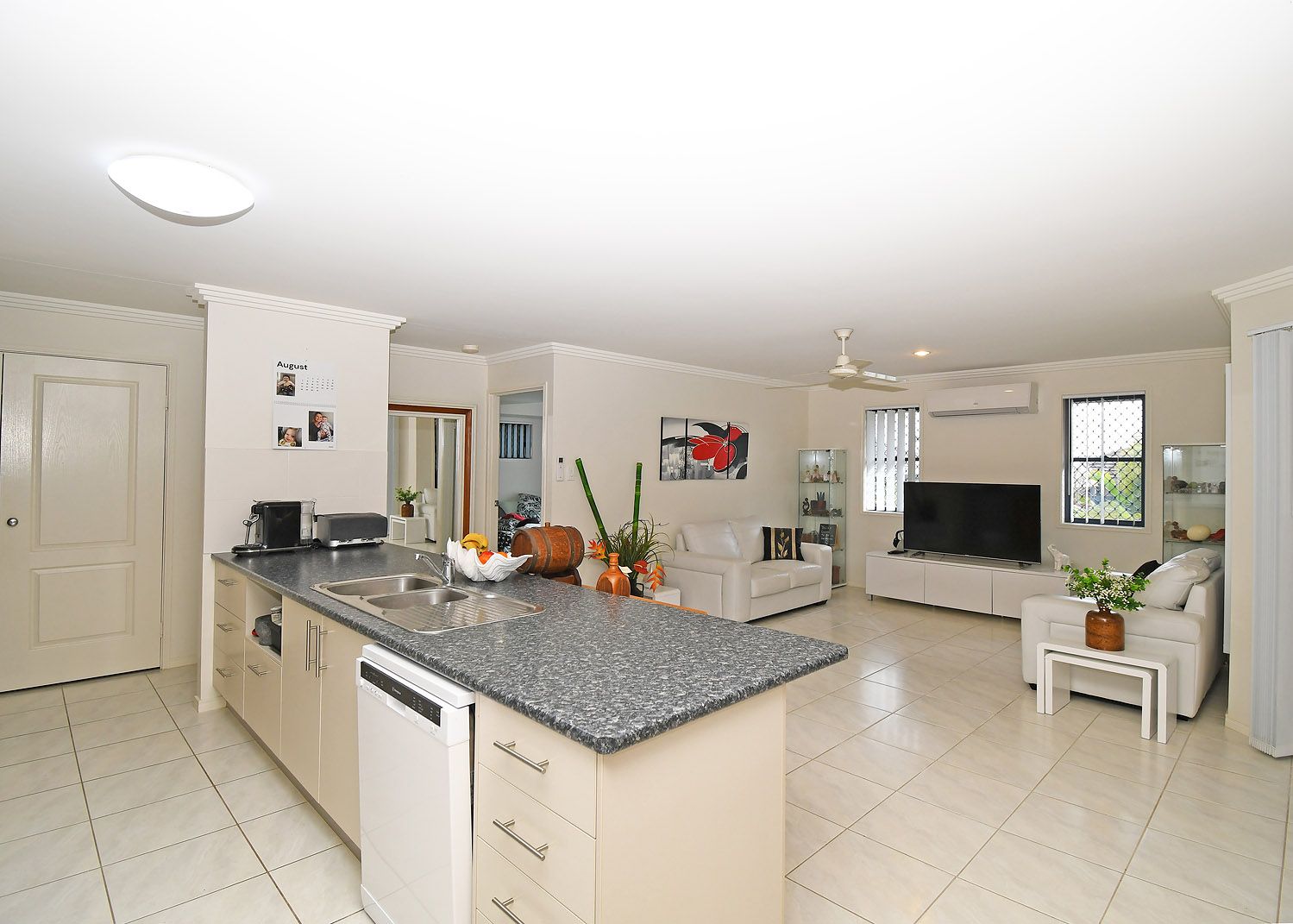 3 Picadilly Circuit, Urraween QLD 4655, Image 1