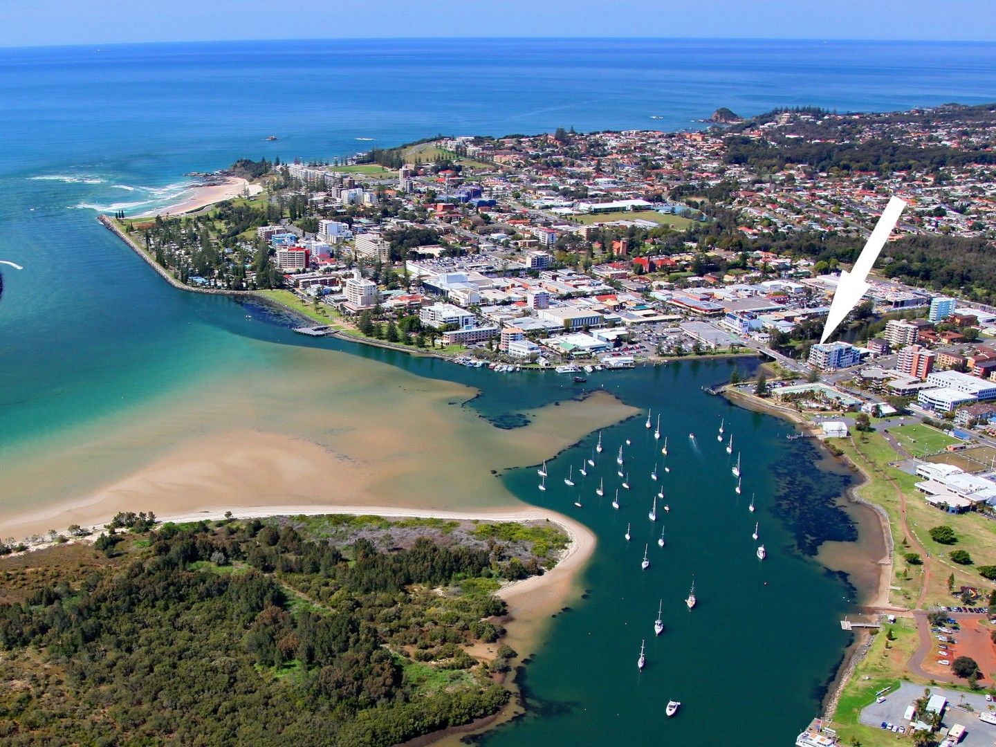 3 bedrooms Apartment / Unit / Flat in 701/2 Hollingworth Street PORT MACQUARIE NSW, 2444