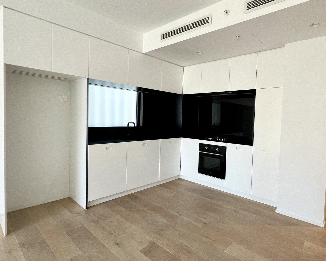 1 bedrooms Apartment / Unit / Flat in 706/109 Oxford Street BONDI JUNCTION NSW, 2022