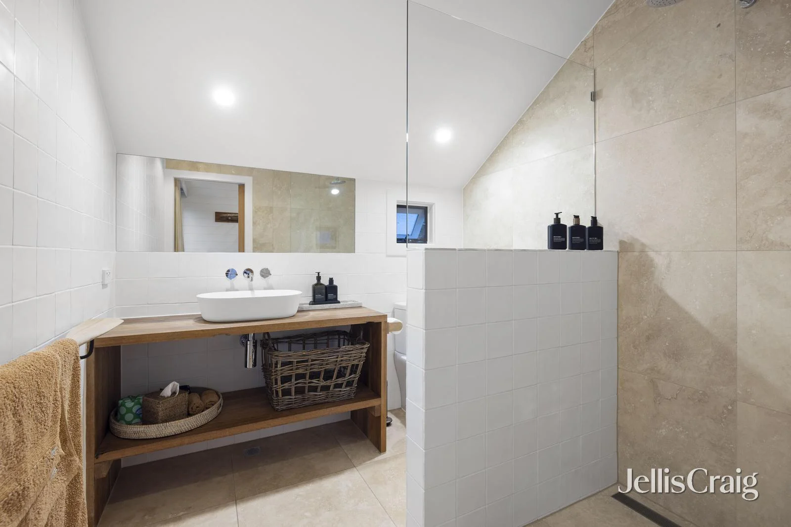 Additional image 19 of 1 Geoffrey Street, Blairgowrie VIC 3942