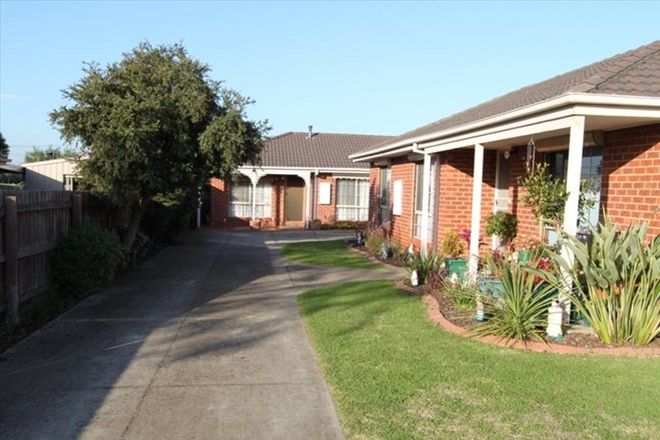 Picture of 2/6 Oakfield Court, MELTON SOUTH VIC 3338