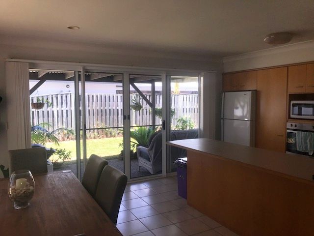 48 Seville Circuit, Burleigh Waters QLD 4220, Image 1