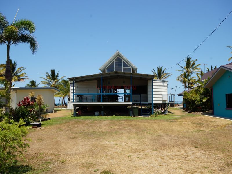 28 Taylor Street, Tully Heads QLD 4854, Image 1