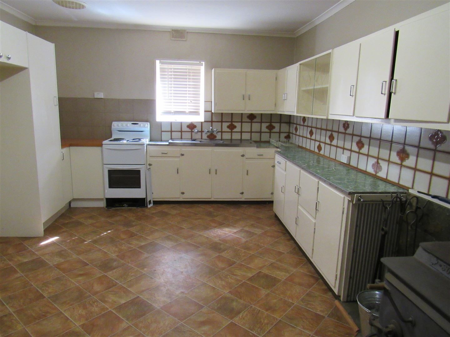 8 Railway Street, Peterborough SA 5422, Image 1