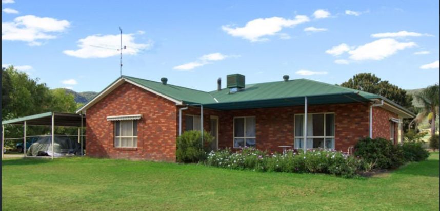 3 bedrooms House in 271 Langens Lane TAMWORTH NSW, 2340