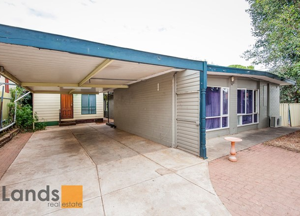 17 Leabrook Drive, Para Hills SA 5096