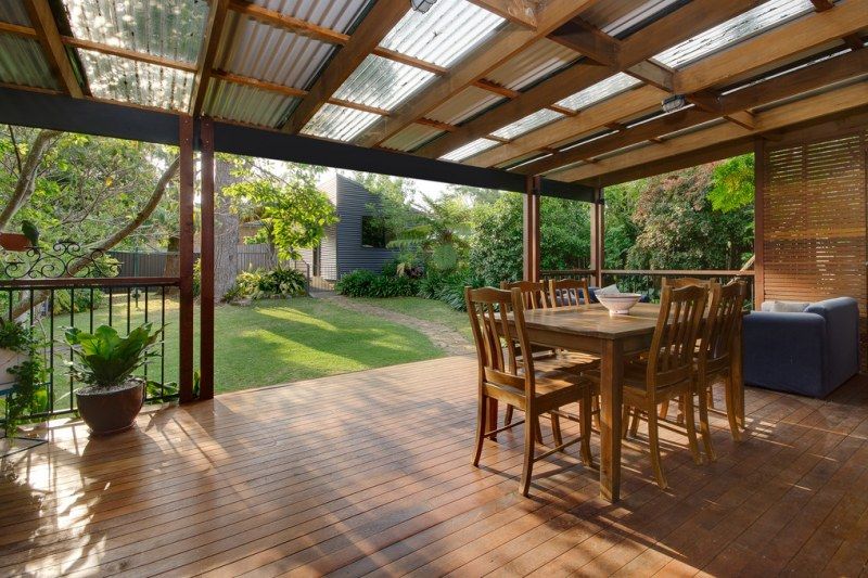 28 Stonehaven Road, Stanwell Tops Property History & Address Research