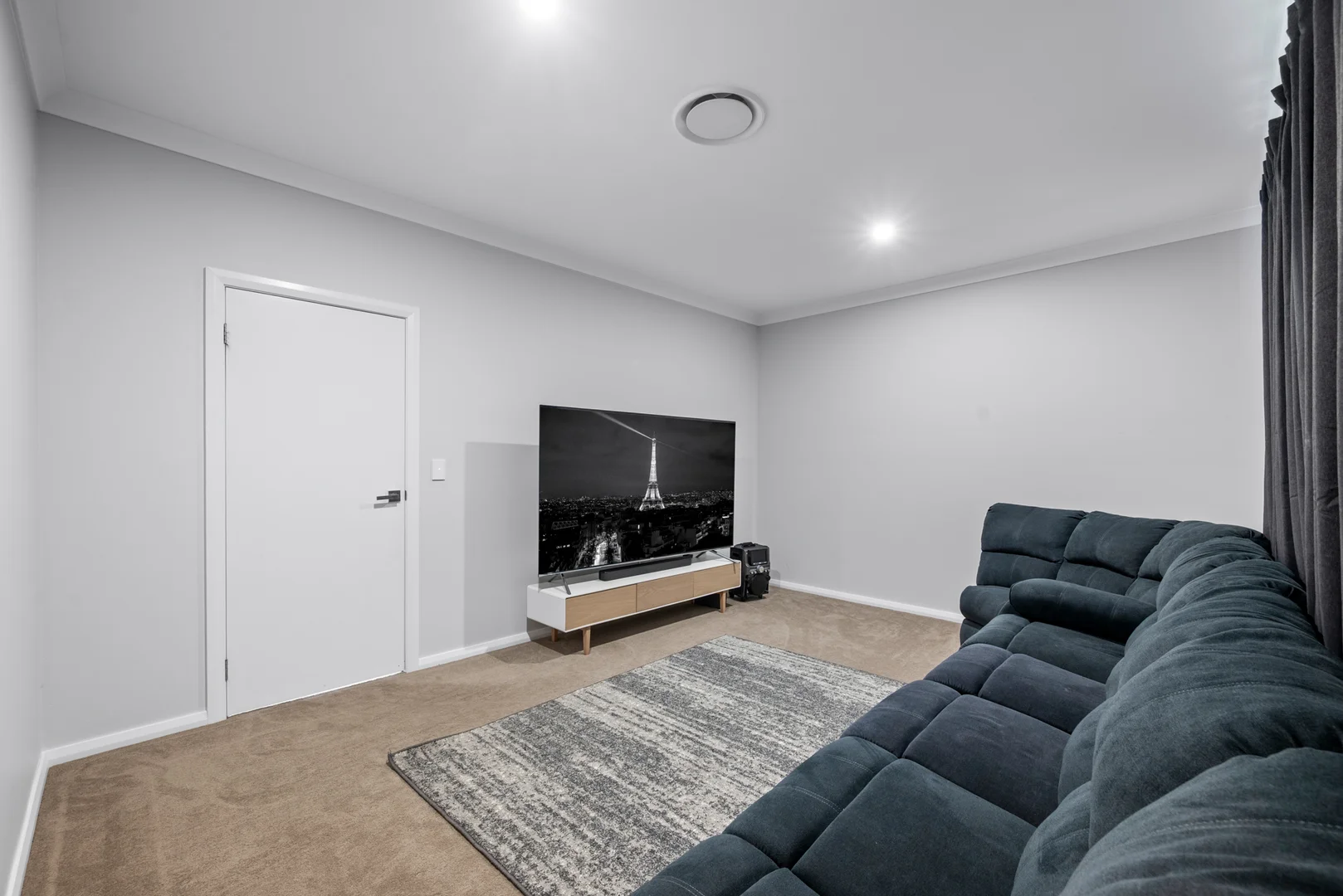 Additional image 24 of 16 Tyrrell Place, The Oaks NSW 2570