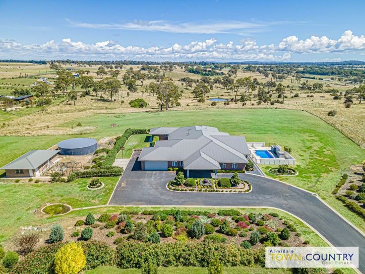 92 Kellys Plains Road, Armidale NSW 2350, Image 1