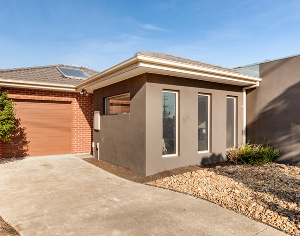 77 Dinah Parade, Keilor East VIC 3033