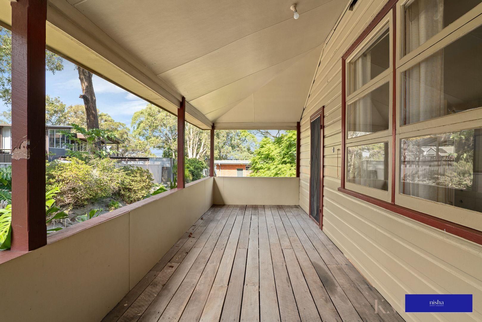 11B Bolton Point Road, Bolton Point NSW 2283 House For Rent 430