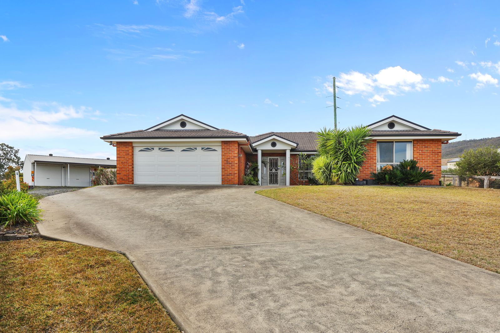 7 Halstead Close, Scone NSW 2337, Image 2