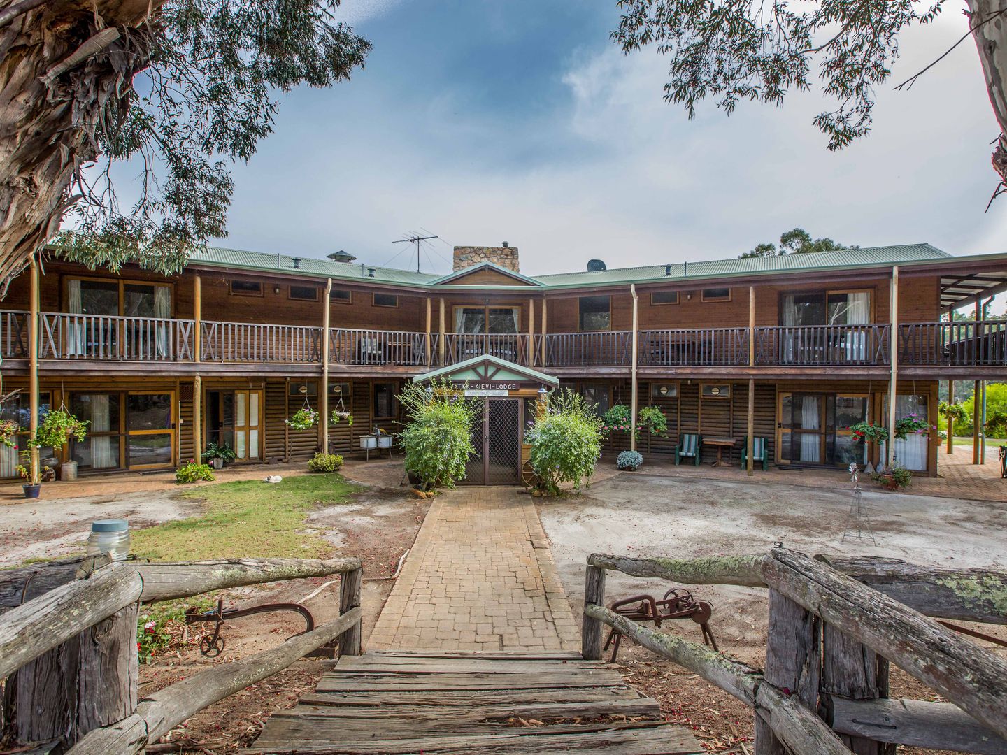 672 MARRADONG ROAD, Williams WA 6391 House for Sale 1,400,000