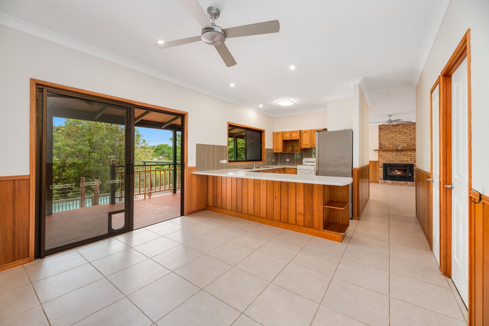 18 Walkers Drive, Maleny QLD 4552, Image 2