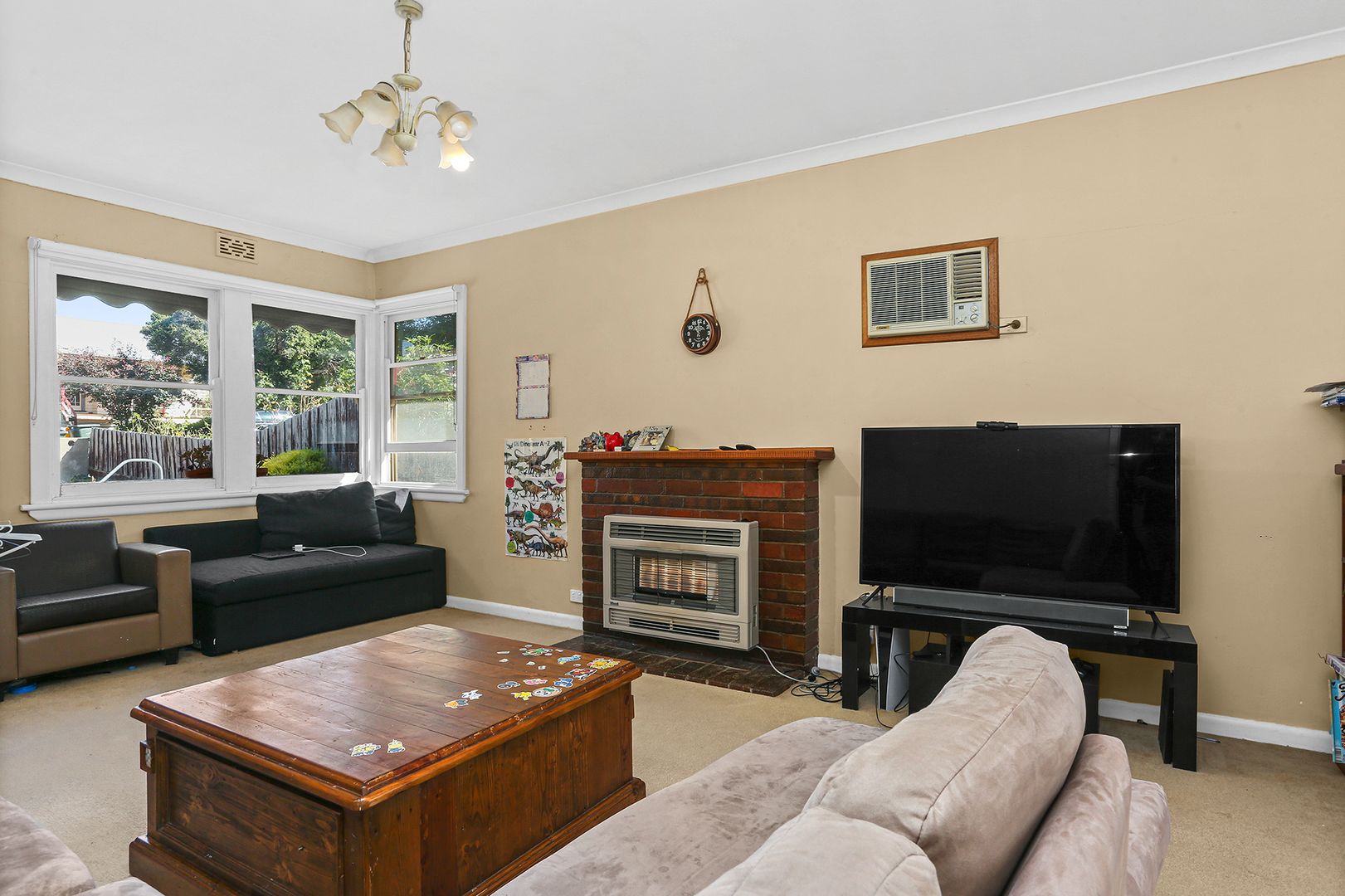 6 Central Avenue, Manifold Heights VIC 3218, Image 2