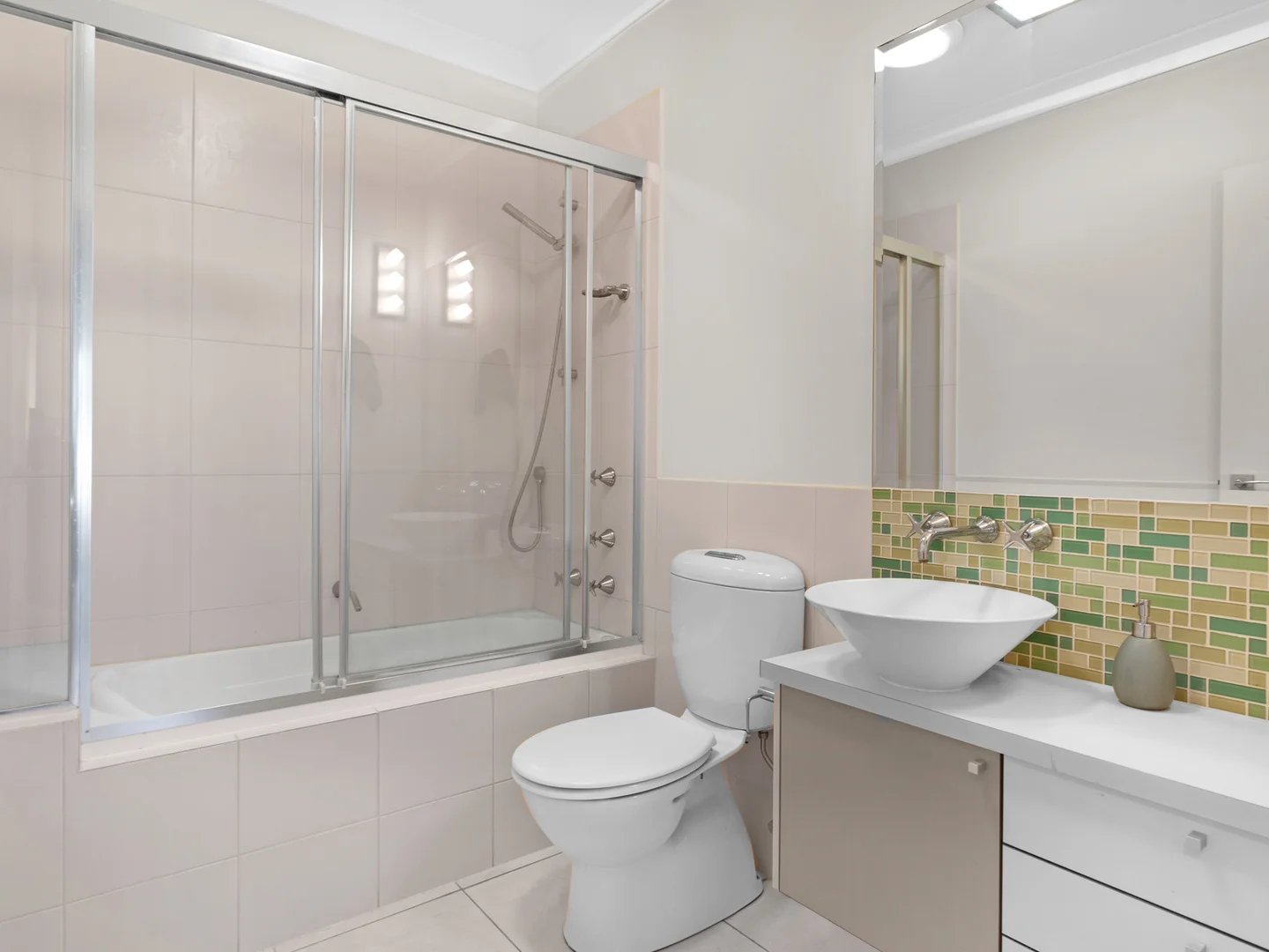 Additional image 10 of 3044 Everglade Avenue, Carrara QLD 4211