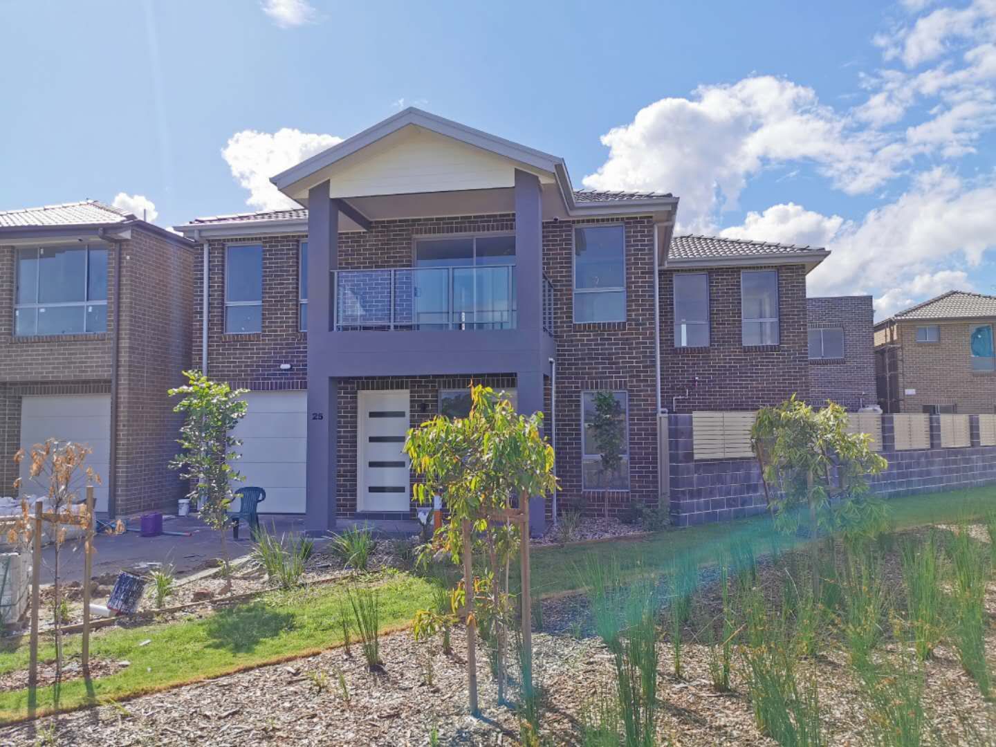 5 bedrooms Townhouse in 25 Neptune Circuit SCHOFIELDS NSW, 2762