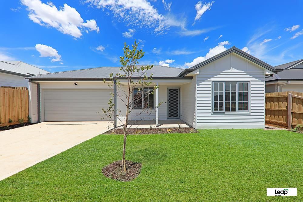 8 Rochester Crescent, Eynesbury VIC 3338 House For Rent Domain