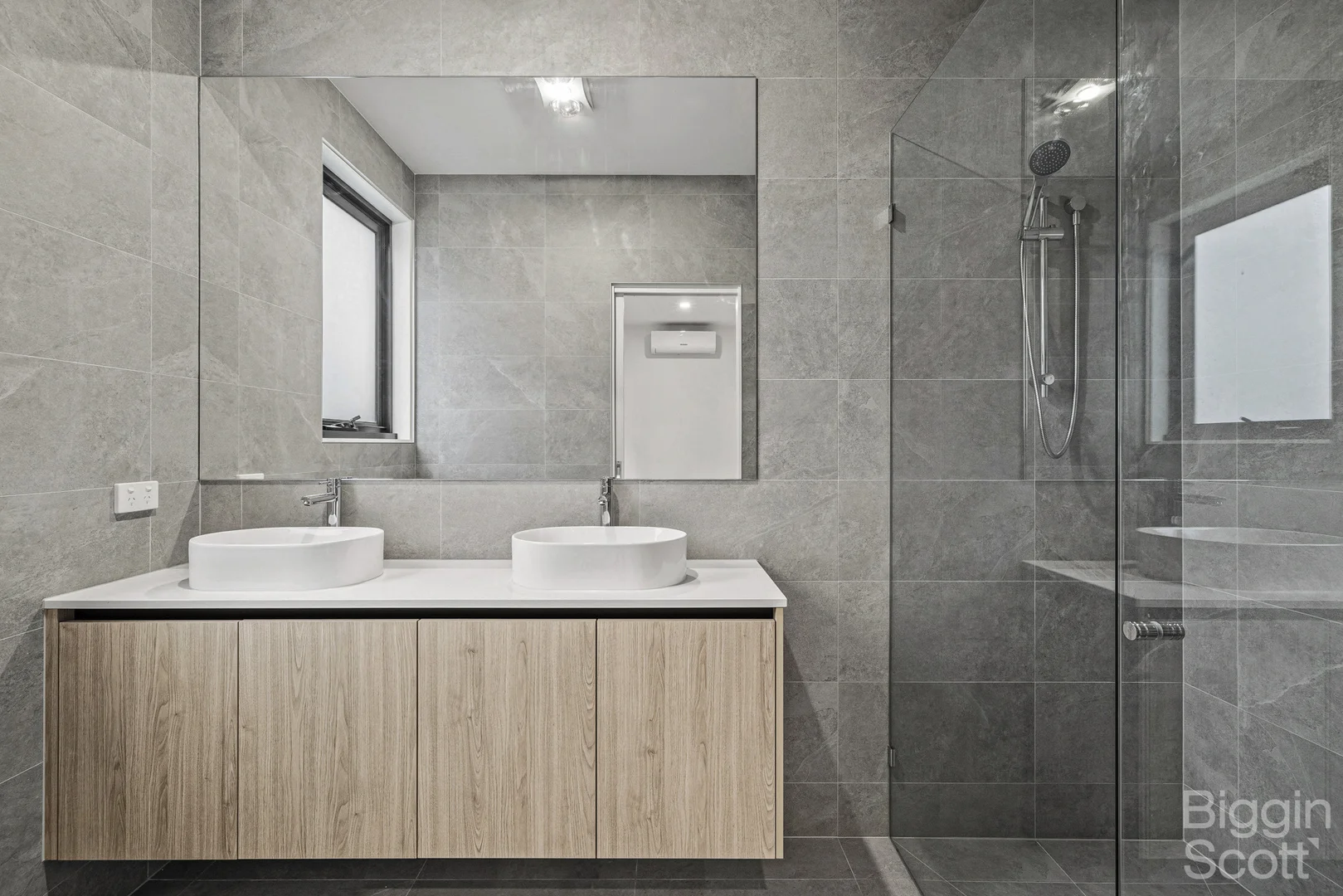 Additional image 4 of 2/5 Carcoola Court, Ormond VIC 3204