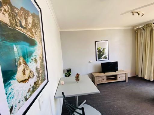 1 bedrooms Apartment / Unit / Flat in 60/2877 Gold Coast HWY SURFERS PARADISE QLD, 4217