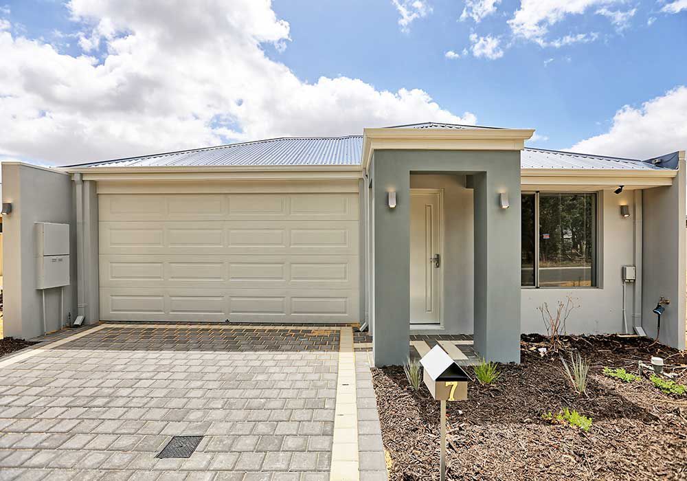 7 Heathcote Road, Seville Grove WA 6112, Image 0