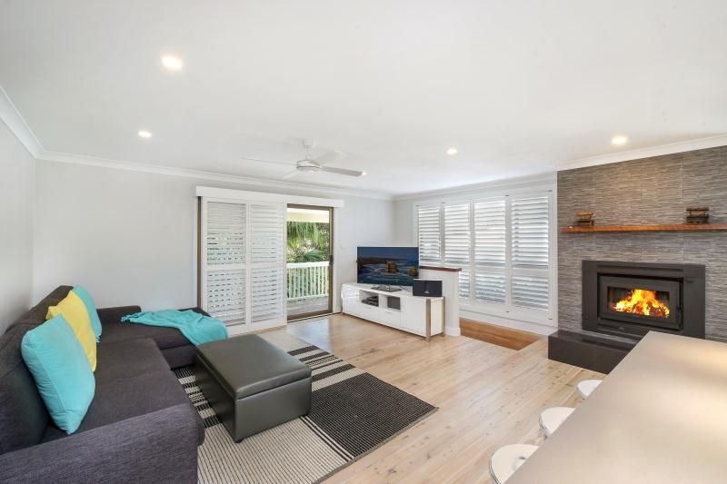 11 Gill Avenue, Avoca Beach NSW 2251, Image 2