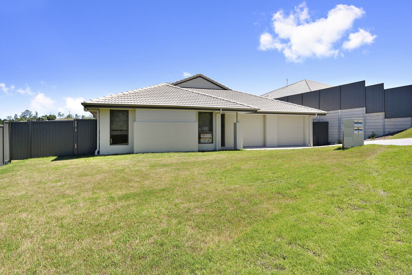 1/17 Gooloowan Circuit, Brassall QLD 4305, Image 0