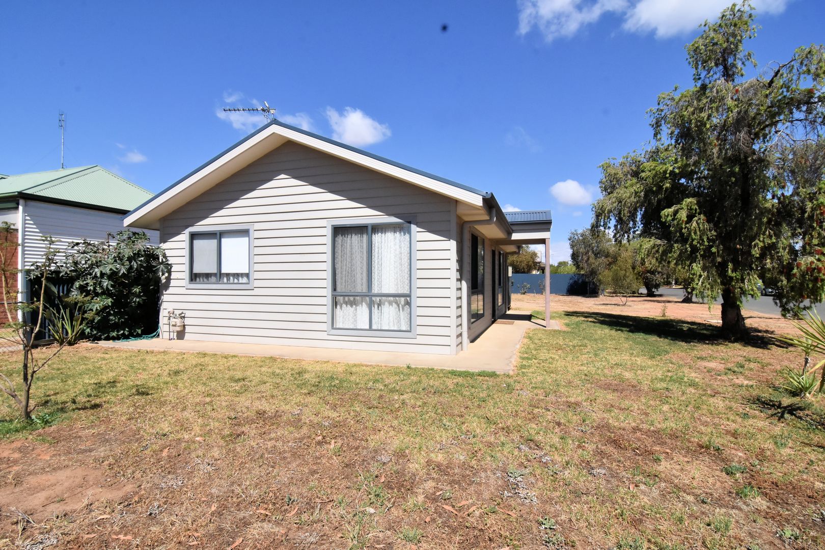 60 HOSKINS STREET, Temora NSW 2666 House For Sale Domain