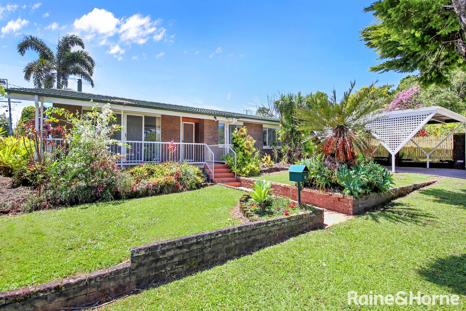 4 bedrooms House in 5 Wattle Street COOROY QLD, 4563