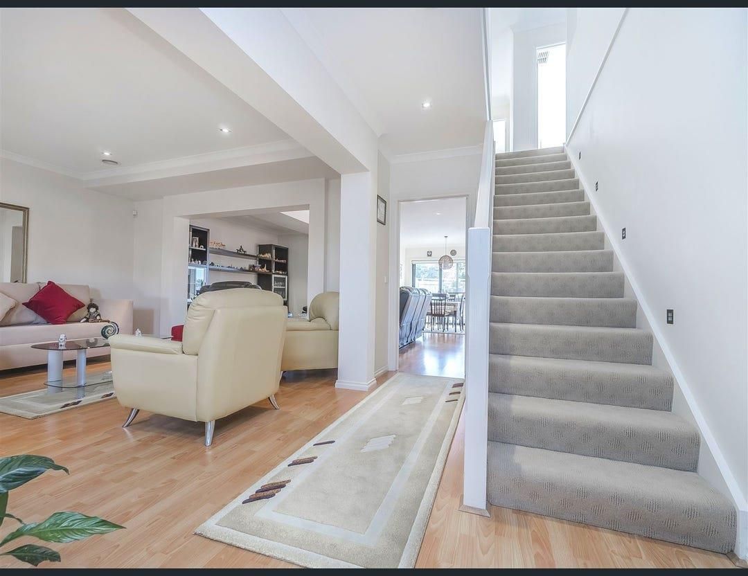 7 Bently Avenue, Roxburgh Park VIC 3064 House For Rent Domain