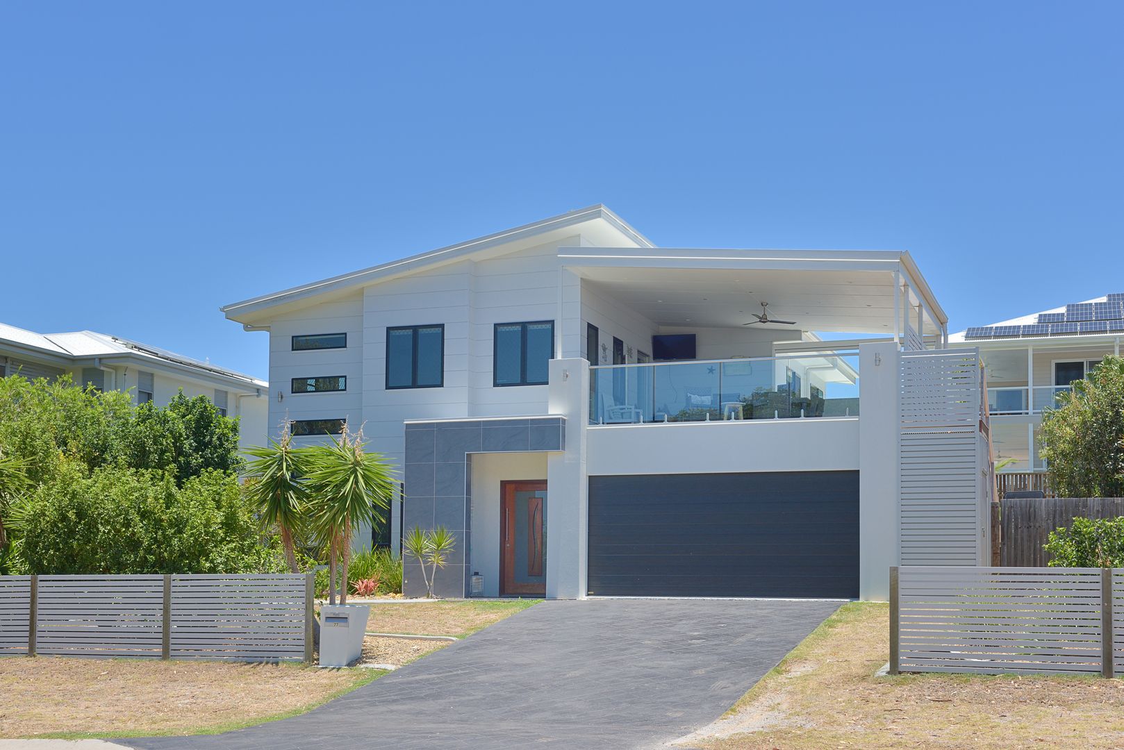 77 The Oaks Road Road, Tannum Sands QLD 4680 Domain