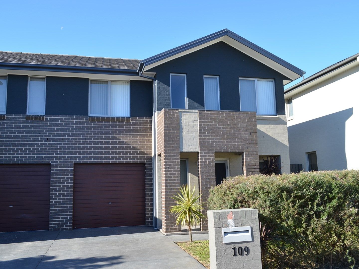 109 Hemsworth Avenue, Middleton Grange NSW 2171, Image 0