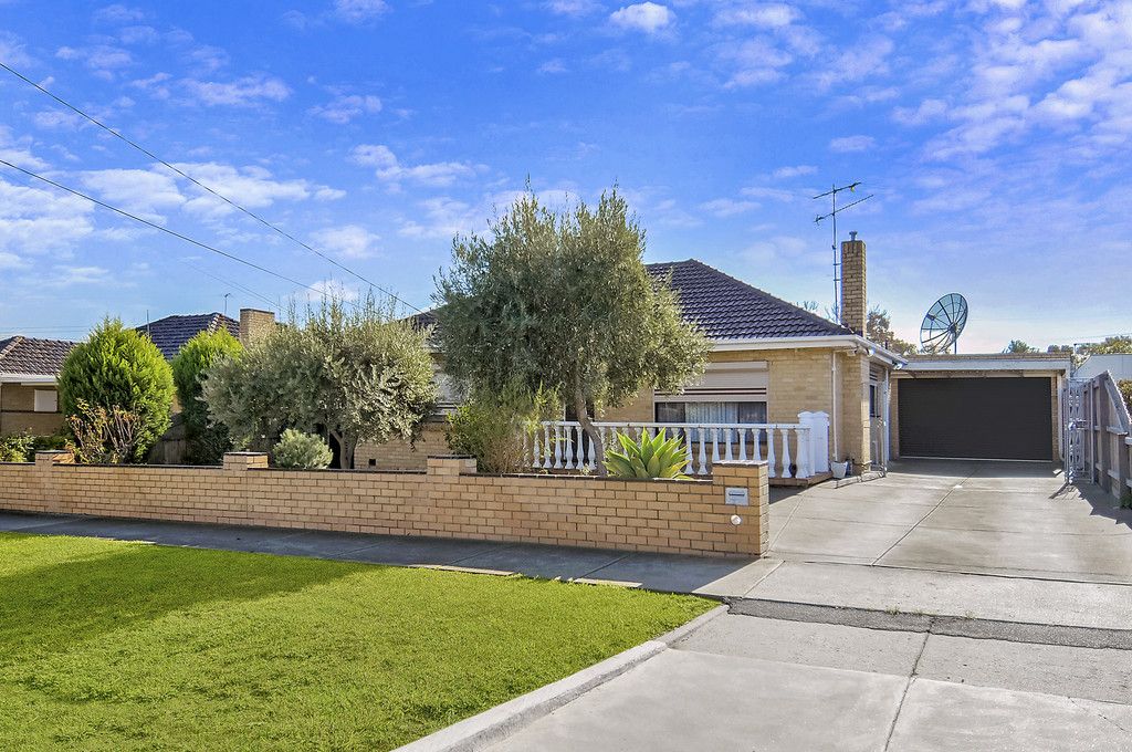 15 Rosenthal Crescent, Reservoir VIC 3073, Image 0