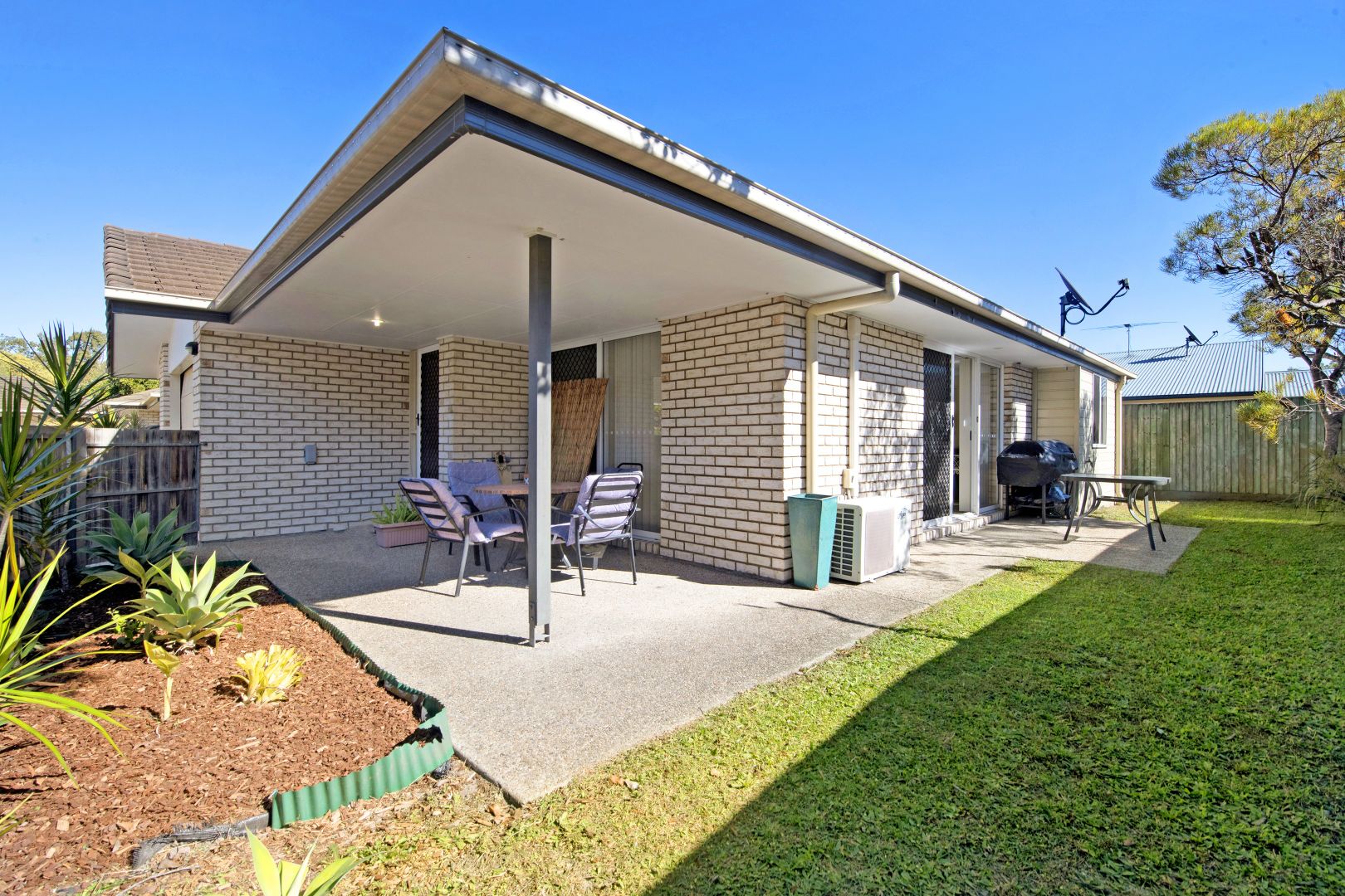 2/51-53 Valantine Road, Birkdale QLD 4159, Image 2