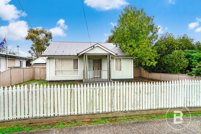 Picture of 15 Hyacinth Grove, WENDOUREE VIC 3355