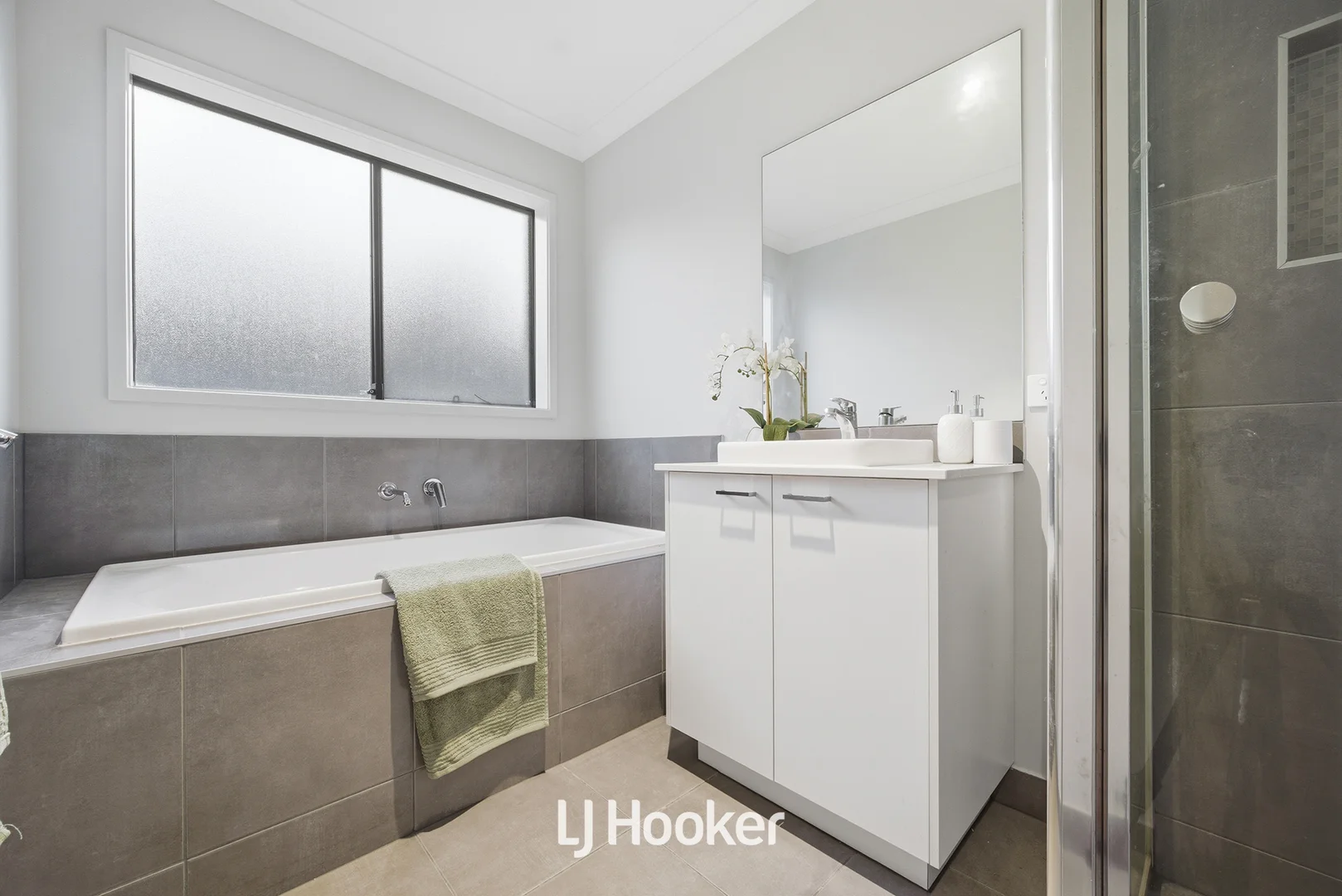 Additional image 13 of 24 St Gwinear Lane, Cranbourne North VIC 3977