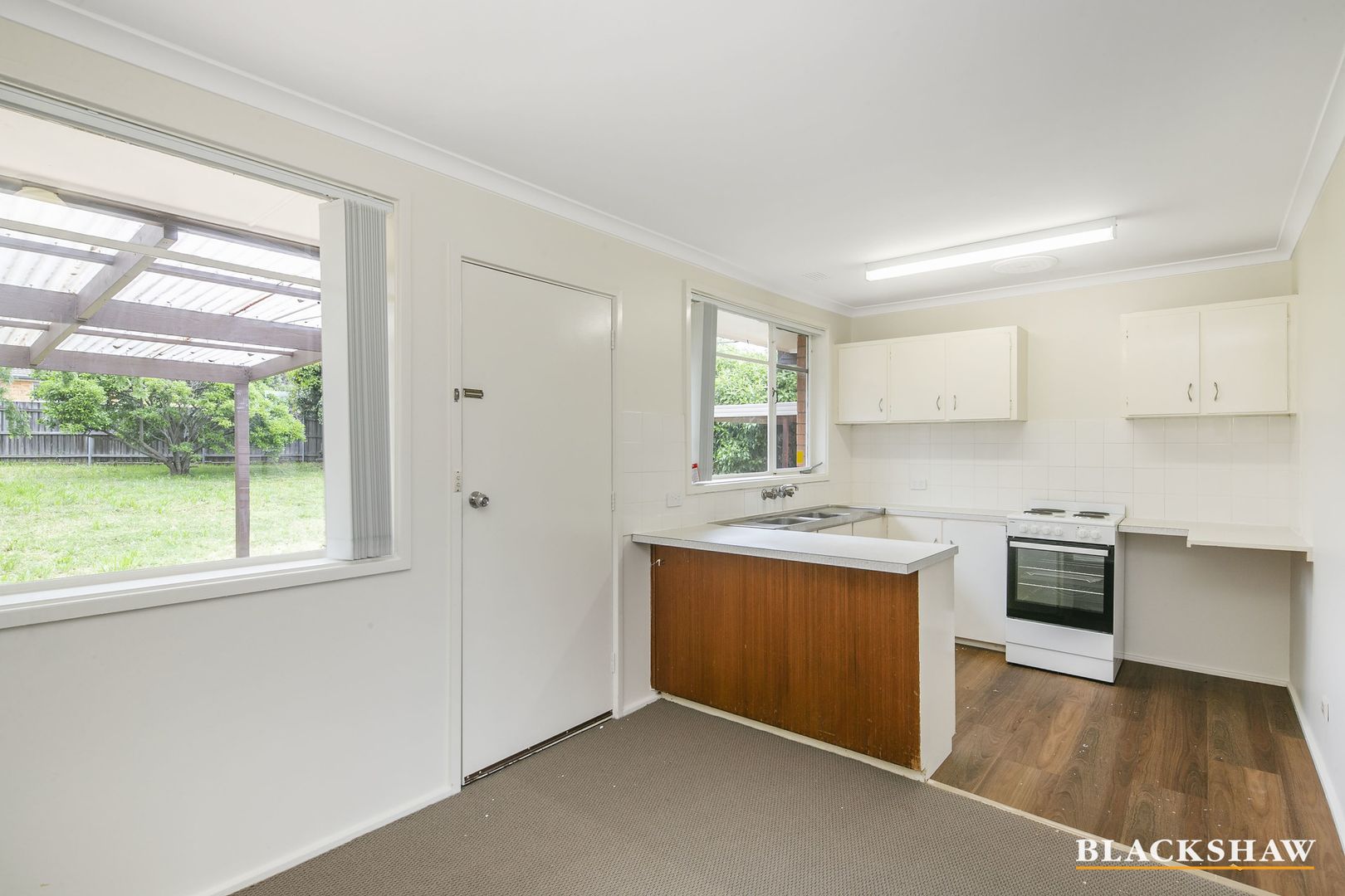27 Maclaurin Crescent, Chifley ACT 2606, Image 2