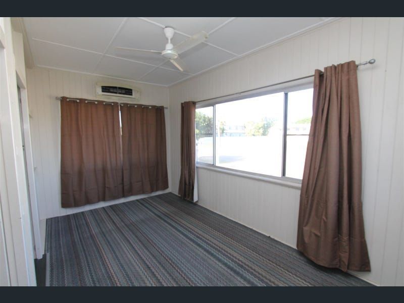 3 bedrooms House in 80 Norham Road AYR QLD, 4807