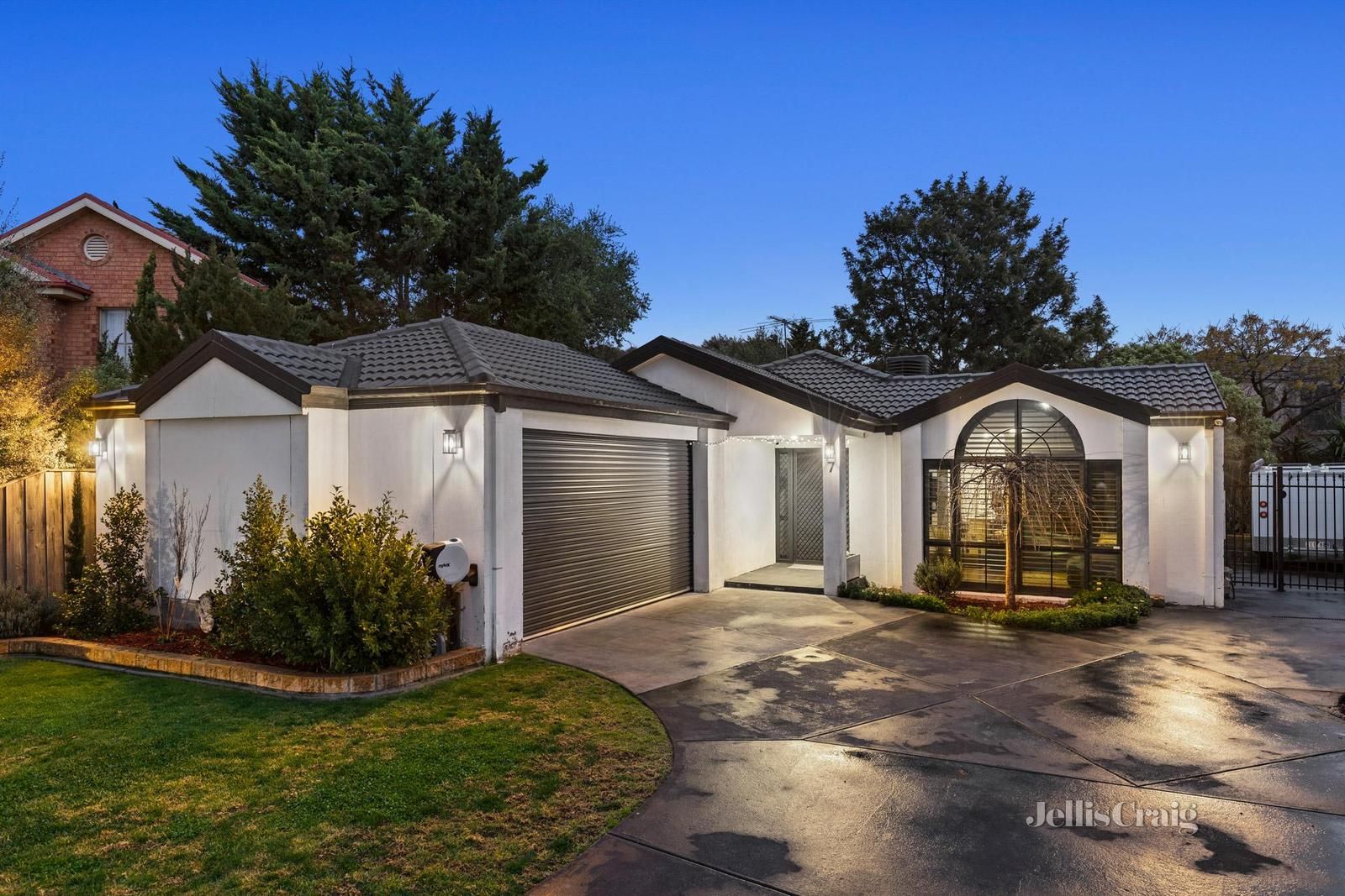 7 Gledhan Close, Altona Meadows VIC 3028, Image 0